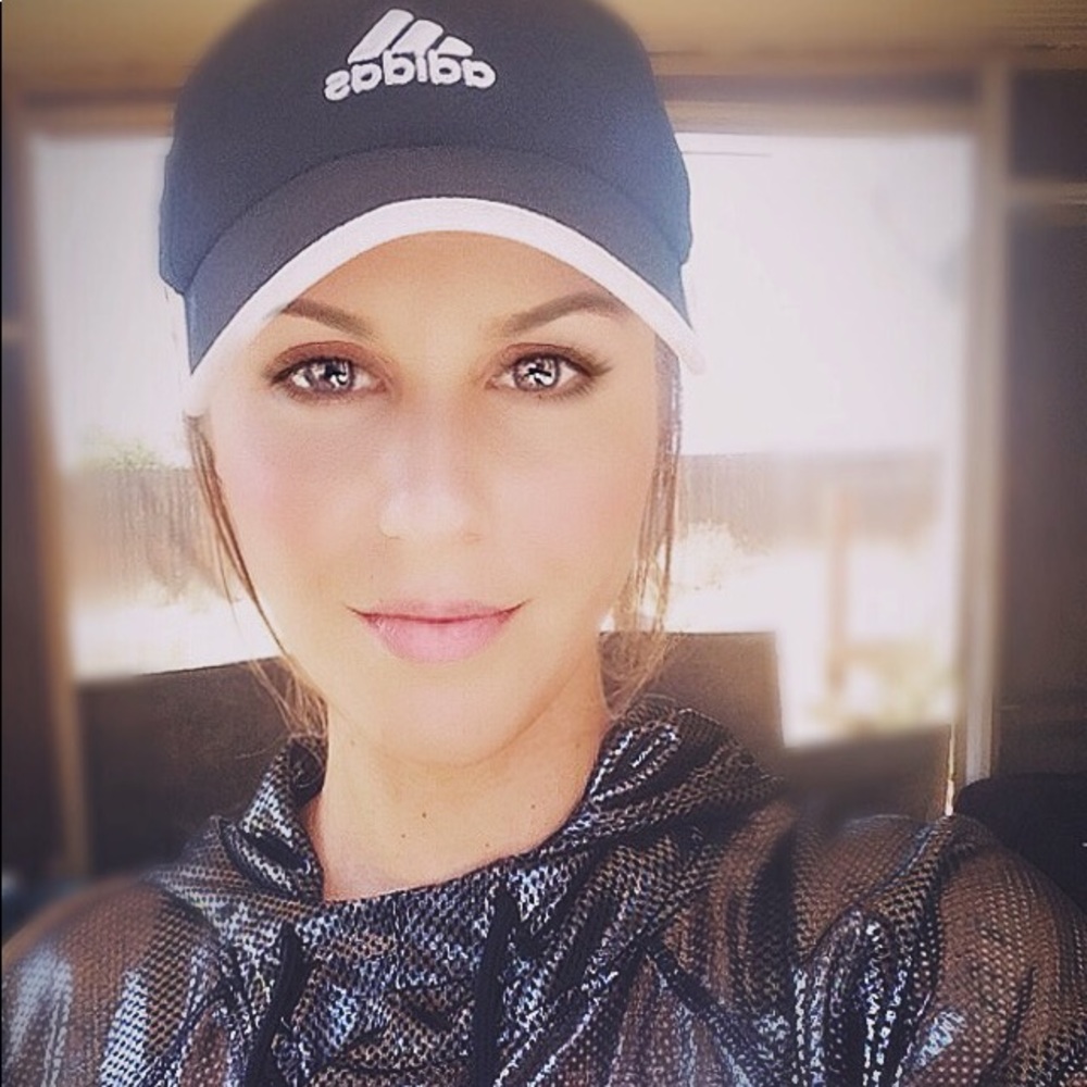 Meet your Posher, Kelly